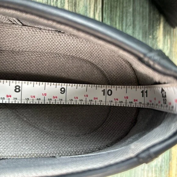 Keen Slip On Shoes Womens Size 10.5W Black Leather Casual Loafers Sneakers - Picture 7 of 10